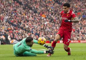 每体：若塔悲剧令巴萨很难再引进迪亚斯，预计将考虑拉什福德