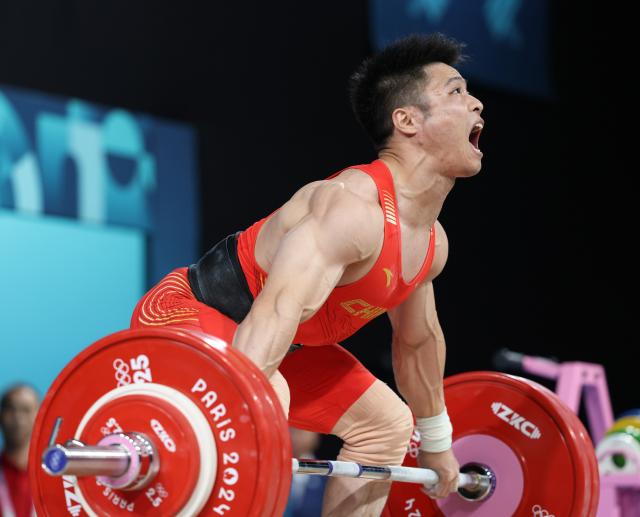 333体育|电竞-官方网站-2024总结之举重：奥运赛场仍闪耀 整体优势在缩小